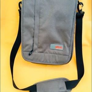 STM Laptop Mesenger Bag
